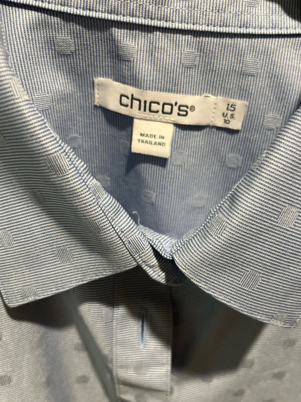 31. WOMENS CHICO’S 1.5/M DETAIL TOP - Picture 5 of 8
